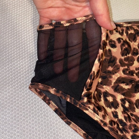 Aerie womens bikini bottom medium Animal Print High Cut cheeky black tan NWT - Picture 3 of 9